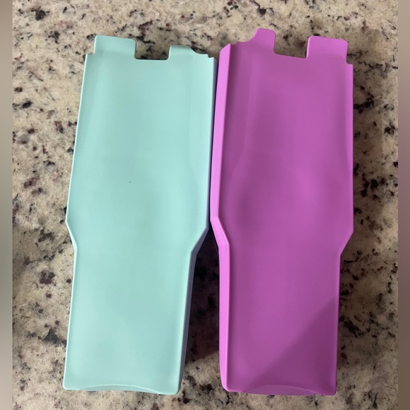 Stanley divider for drinks - Picture 4 of 5